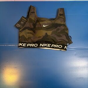 Nike Swoosh Bra in Camouflage Black and Olive